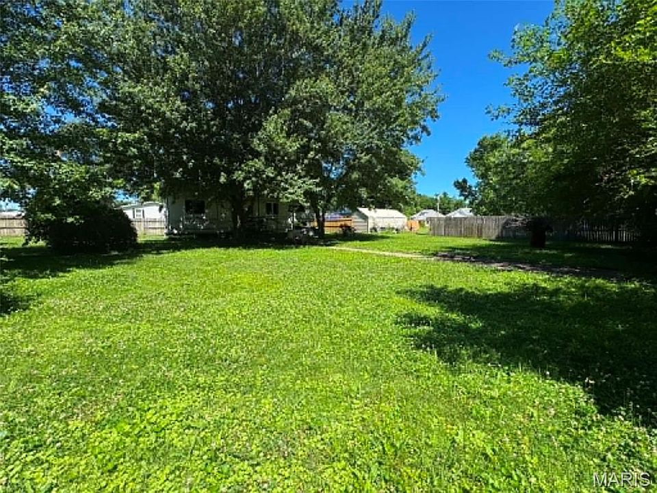 1st image of 3024 Moberly Ave