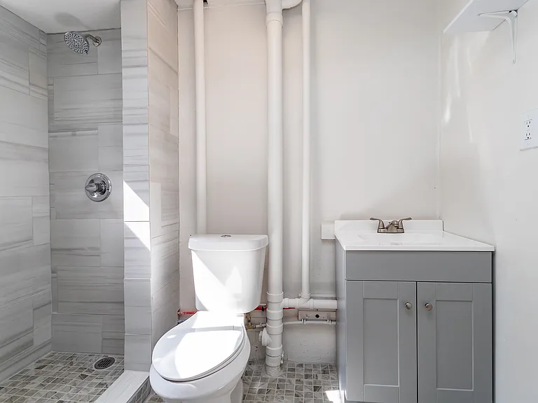 316 Cobblestone Dr — Photo 40