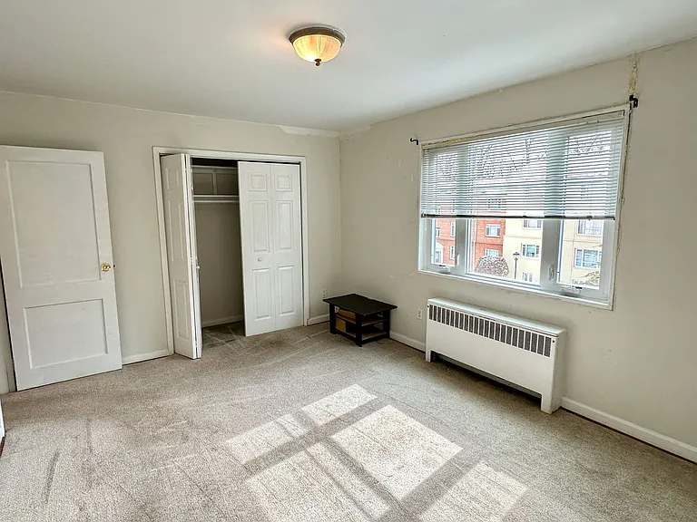 10413 Montrose Ave #201 — Photo 6