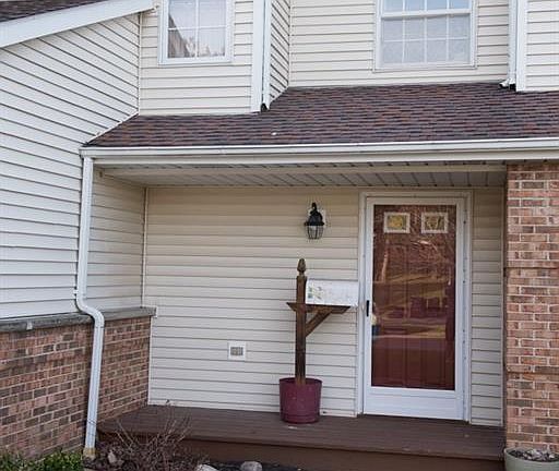 5th image of 48 Southwick Dr