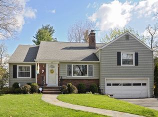 71 Chestnut Hill Pl, Glen Ridge, NJ 07028