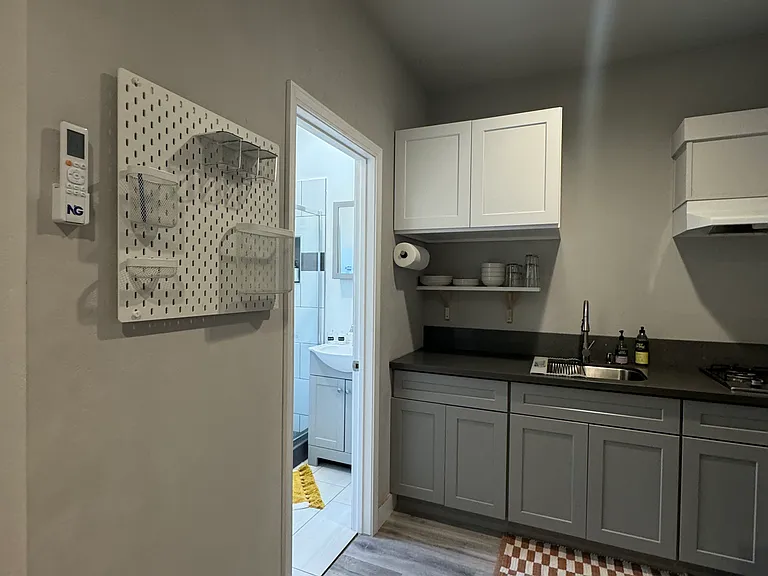 5827 Rose Ave #2 — Photo 15