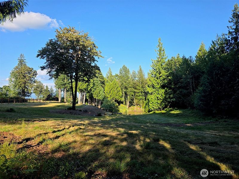 5th image of 13324 242nd Avenue NE