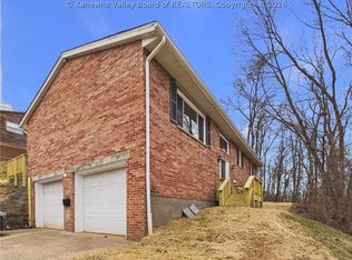 903 Valley View Dr, South Charleston, WV