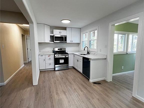 5th image of 122 Turlington Rd