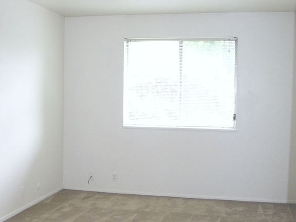 4th image of 3532 S 300 E APT E