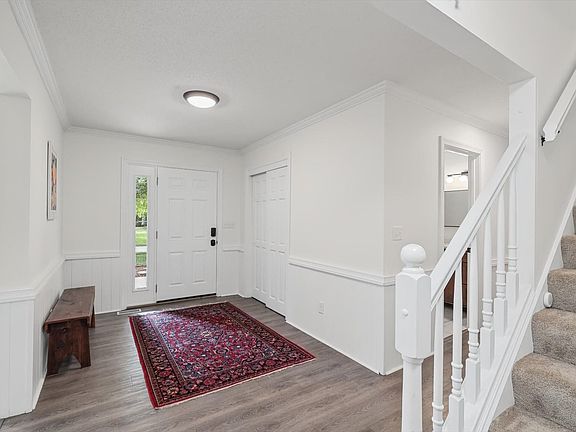 4th image of 1210 Wilshire Ct
