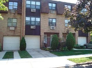 15651 77th St, Howard Beach, NY 11414
