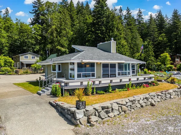 16221 NE North Shore Road, Tahuya, WA 98588
