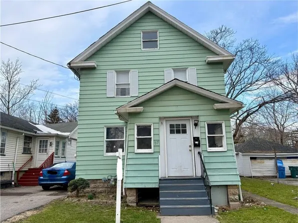 57 Home Pl, Rochester, NY 14611