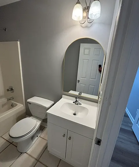 2827 Bobwhite Cir #B — Photo 9