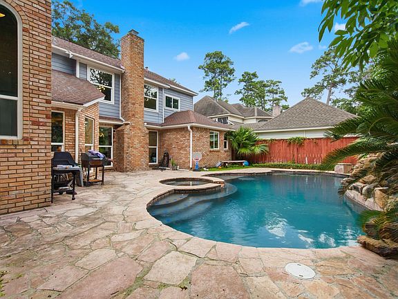 2nd image of 6915 Pebble Beach Dr
