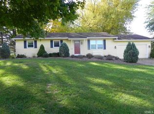 941 W Gump Rd, Fort Wayne, IN 46845