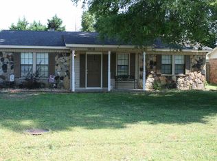 2410 Oxmoor Ln SW, Decatur, AL 35603