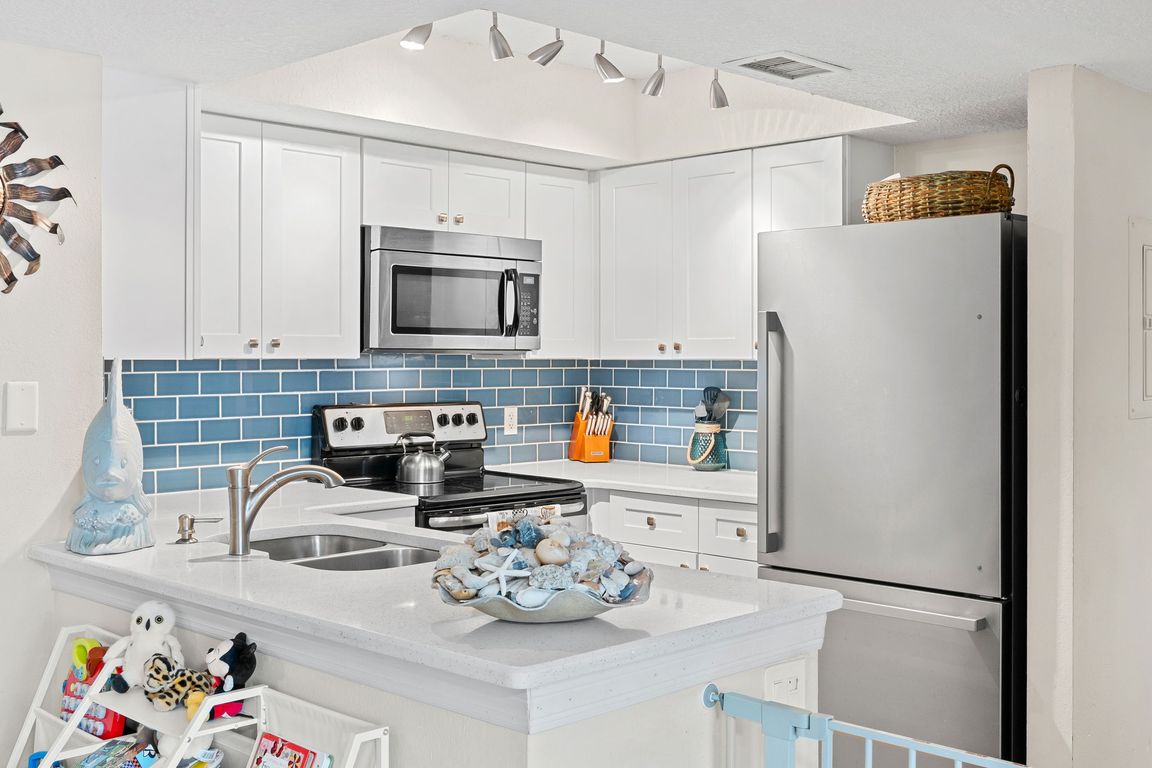 next background image