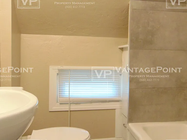 311 Victoria St — Photo 13