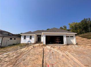 5875 NW Black Oak Ct, Kansas City, MO 64152
