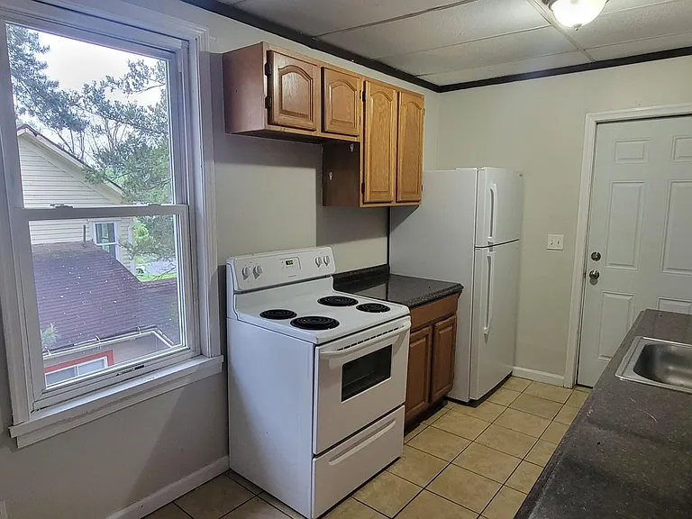 1409 Monsey Ave #B — Photo 9