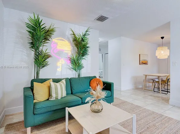 4201 NW 24th Ave, Miami, FL 33142