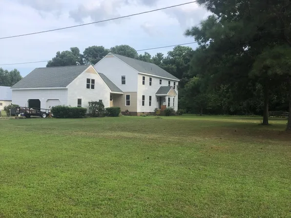 205 Blackfoot Rd, Knotts Island, NC 27950