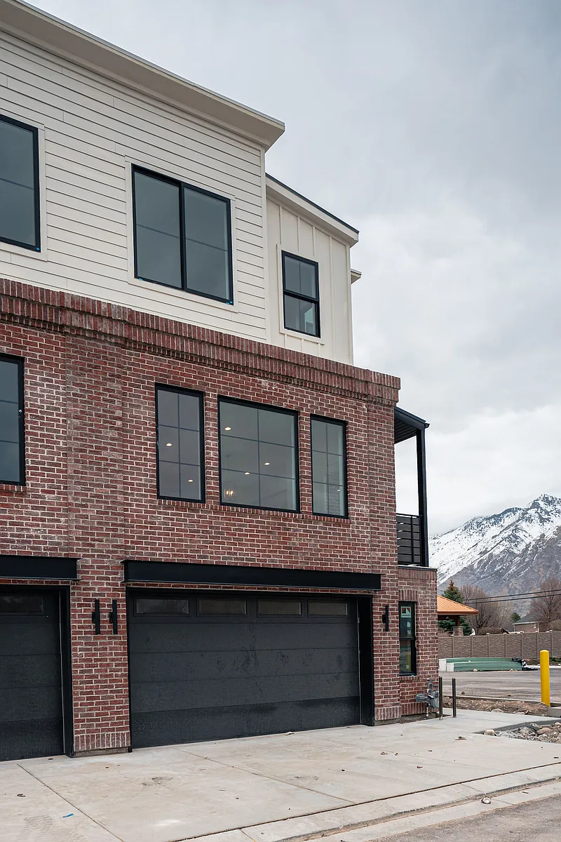 Building Photo - 5322 W Dosh Ln