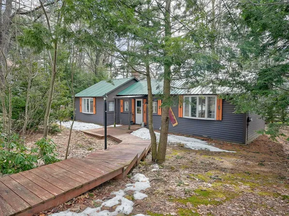 17 Skimobile Road, Conway, NH 03849