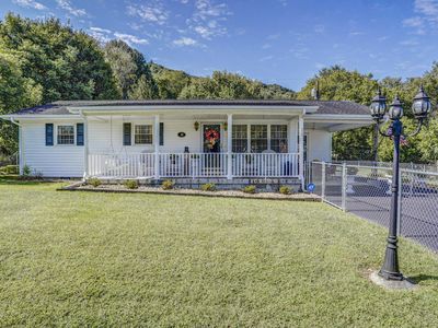 116 Smalling St, Hampton, TN, 37658