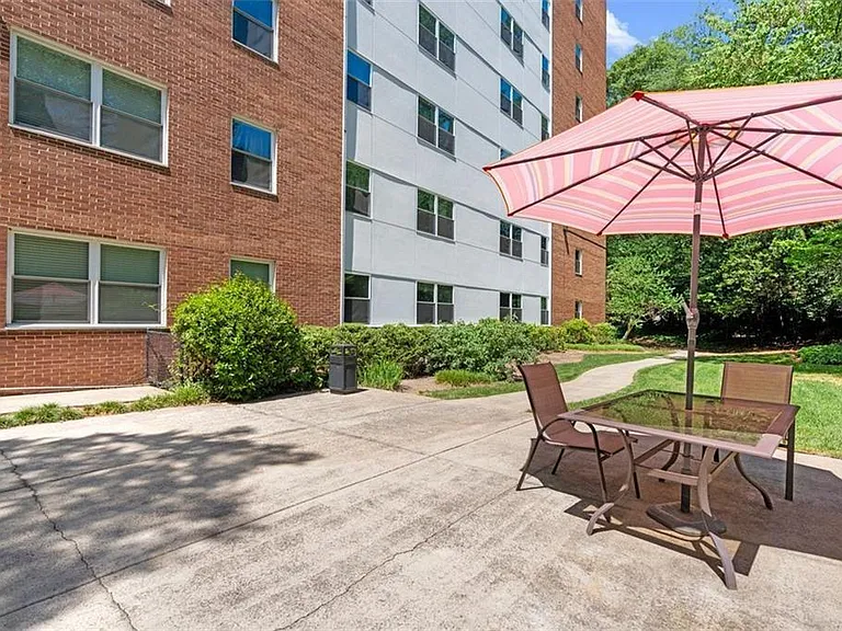 2965 Pharr Court South NW #NW-817-817 — Photo 17