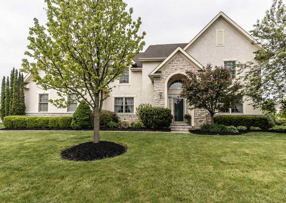 1st image of 6842 Meadow Glen Dr