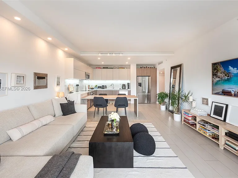 151 Crandon Blvd #241 — Photo 4