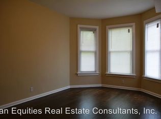1332 W Granville Ave APT 2, Chicago, IL 60660