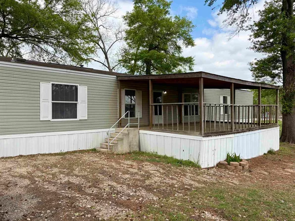 127 Bell St, Beckville, TX 75631