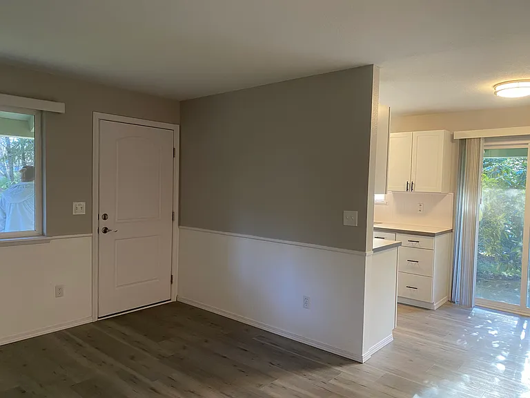 2536 42nd Ave SE #10 — Photo 5