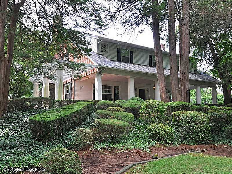 1st image of 265 Oaklawn Ave