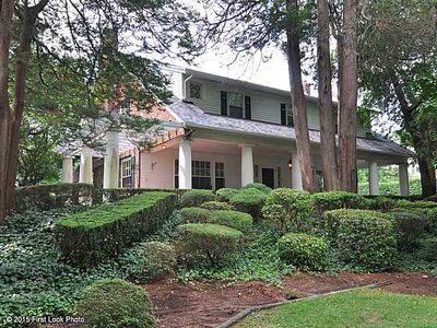 265 Oaklawn Ave, Cranston, RI, 02920