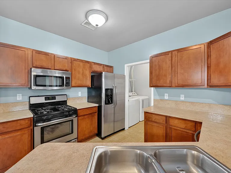23668 Northstone Village Dr — Photo 14