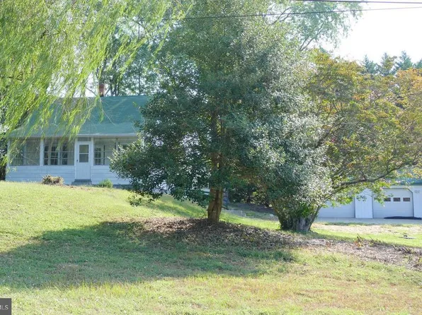 8605 Solomons Island Rd, Owings, MD 20736
