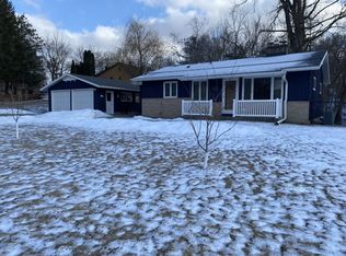 550 State St, Holmen, WI 54636