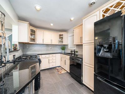 133 Marks Pl, North Bergen, NJ, 07047
