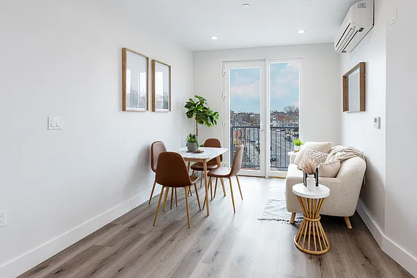 Rented by Compass | media 3