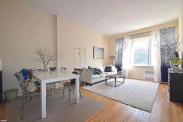 1st image of 320 E 14th St APT 3