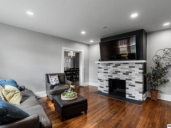 4th image of 2703 N 75th St