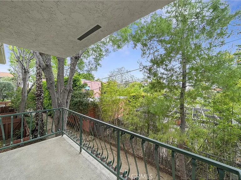 420 S Madison Ave #205 — Photo 23