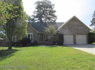 3590 McGrath Ct, Fayetteville, NC 28311