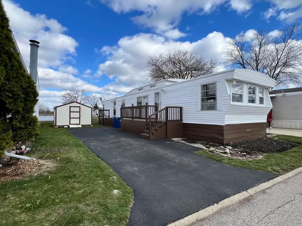 705 Mable Ln, Bartlett, IL 60103