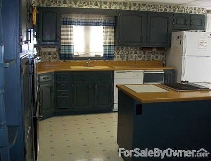 Kitchen : Beautiful Blue cabinets