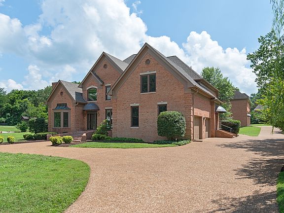3rd image of 2831 Polo Club Rd