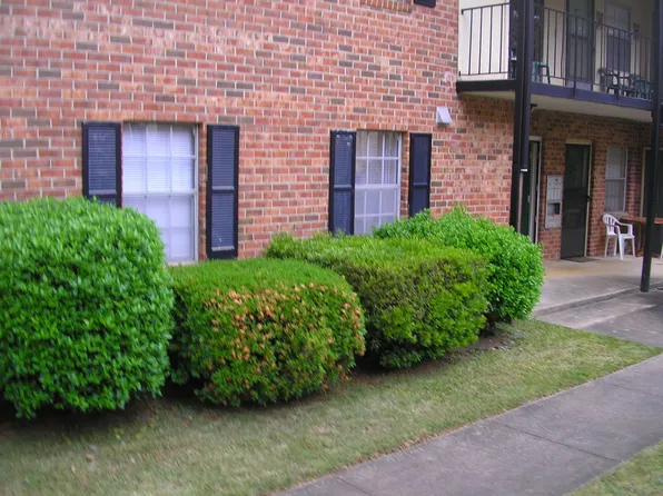 500 Wimbledon Ct #500, Columbia, SC 29210