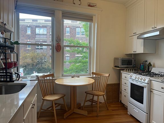 2nd image of 91 Bynner St APT 2