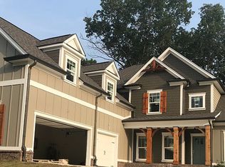 7278 Blackstone Dr, Signal Mountain, TN 37377
